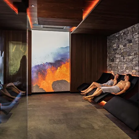 Tauern Spa Hotel & Therme-2